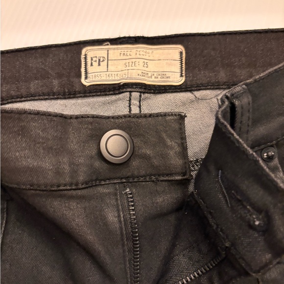 Free People NWT Black Coated Skinny Jeans Size 25 | Indie Sleaze Moto Style - Picture 5 of 7